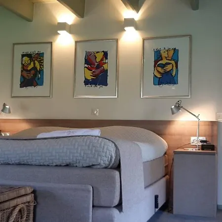 Bed & Breakfast En Landgoed Matanze 4*