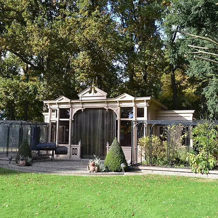 En Landgoed Matanze 4*