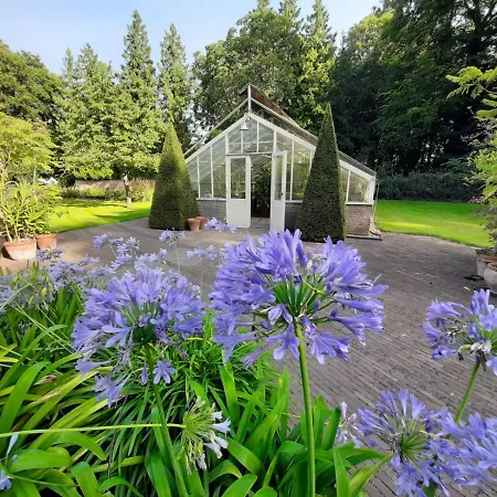 Bed and breakfast En Landgoed Matanze